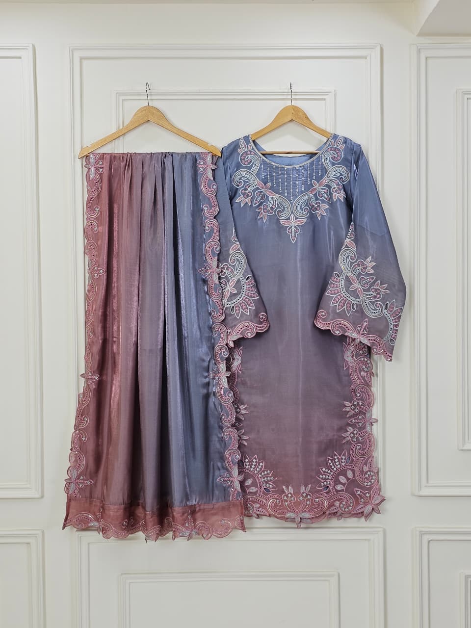Three-piece Double Tone Sheesha Silk Luxury Pret&nbsp;